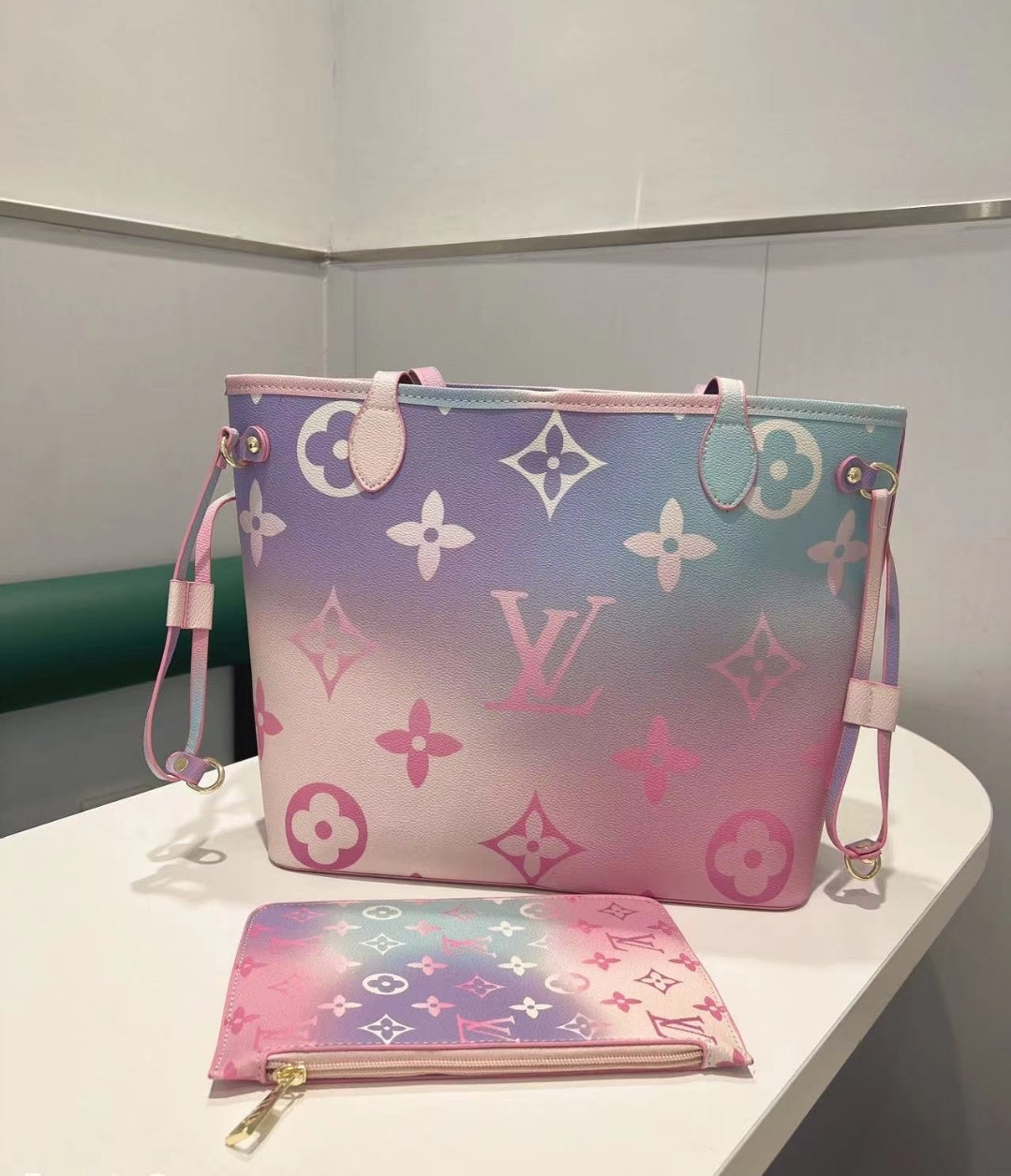 LV MUITICOLOR NEVERFULL BAG P41