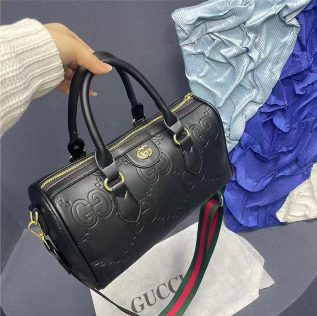 GG SPEEDY EMBOSSED BAGS 83520