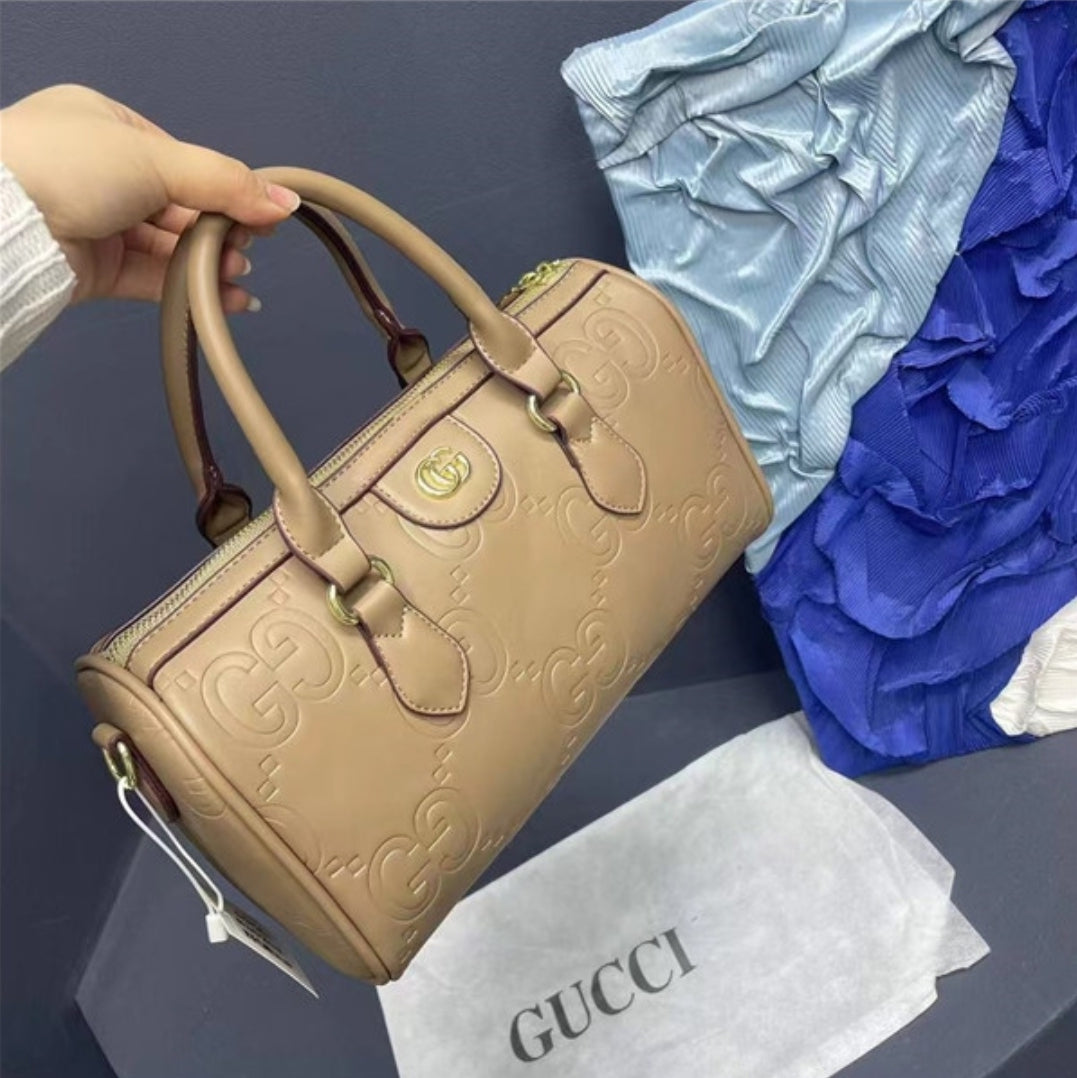 GG SPEEDY EMBOSSED BAGS 83520
