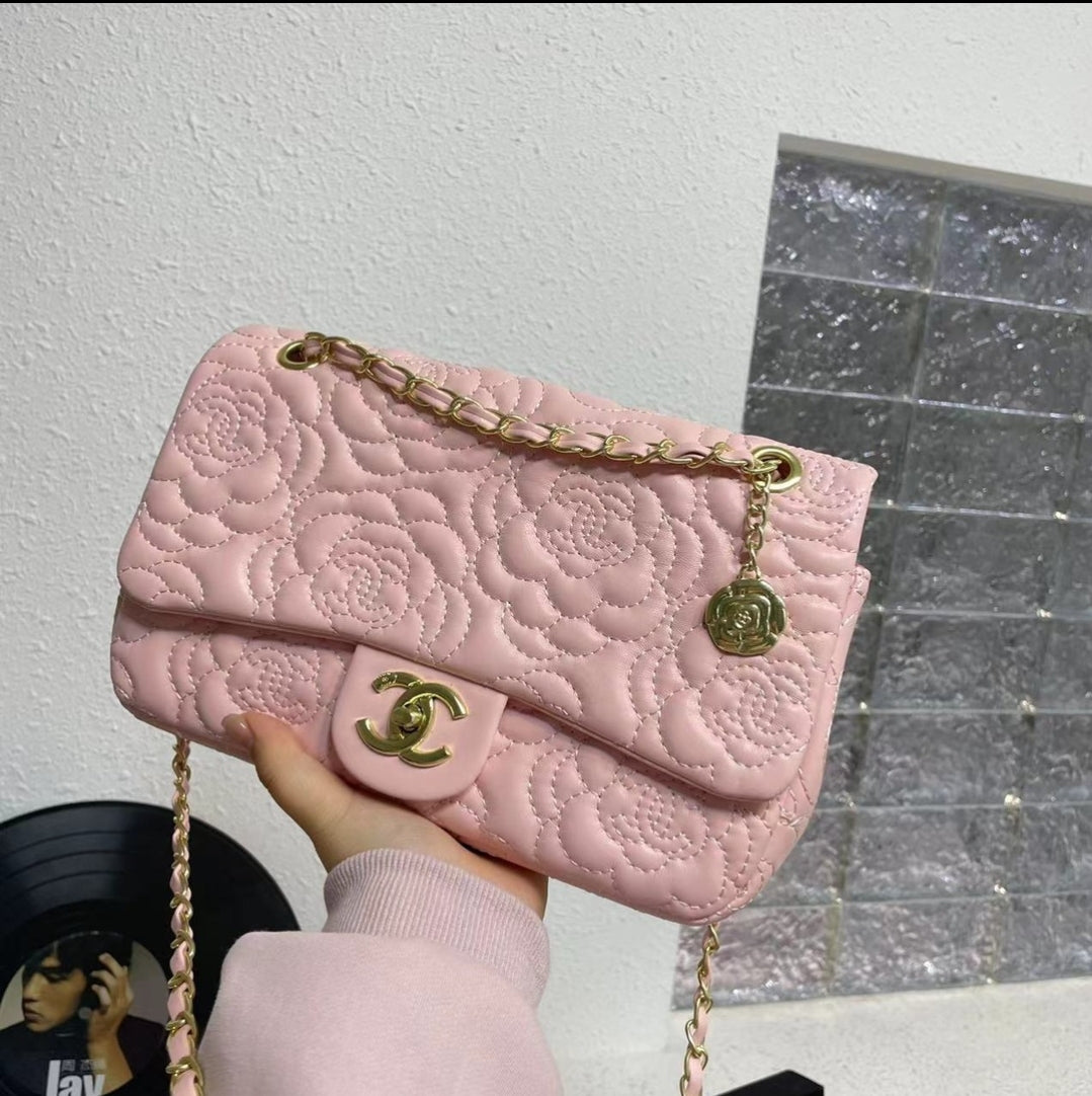 CC EMBOSSED BAGS 3366