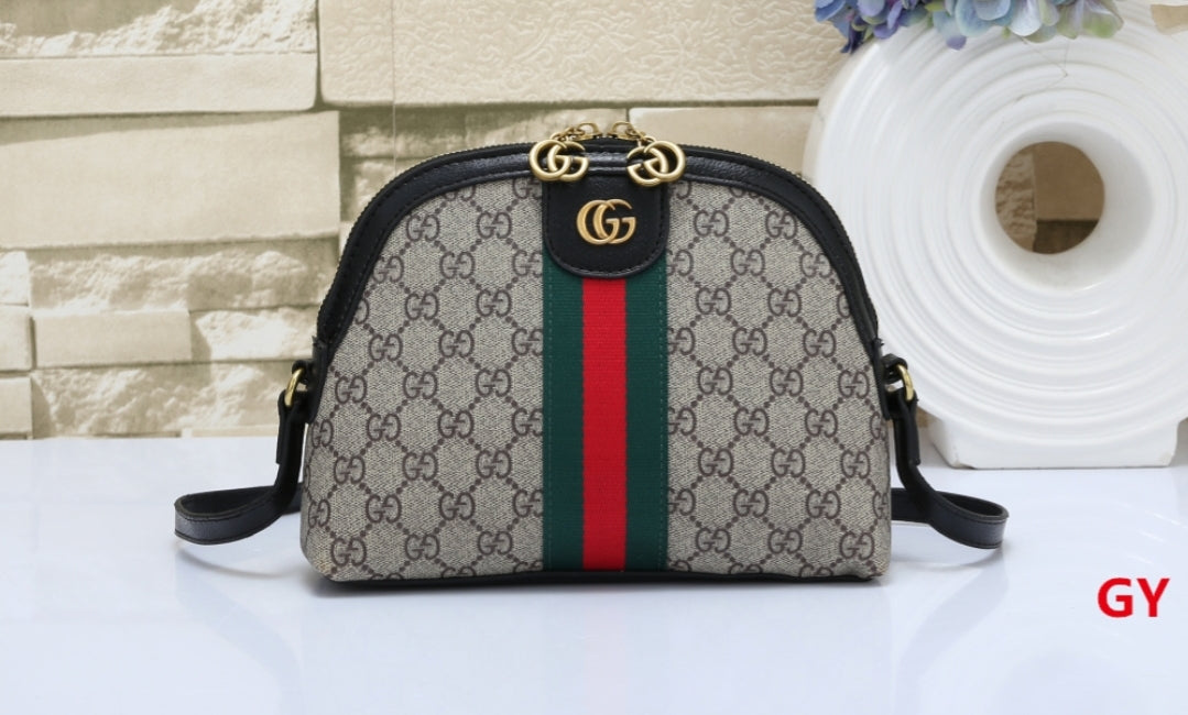 GG TRIO CROSSBODY BAGS 8172