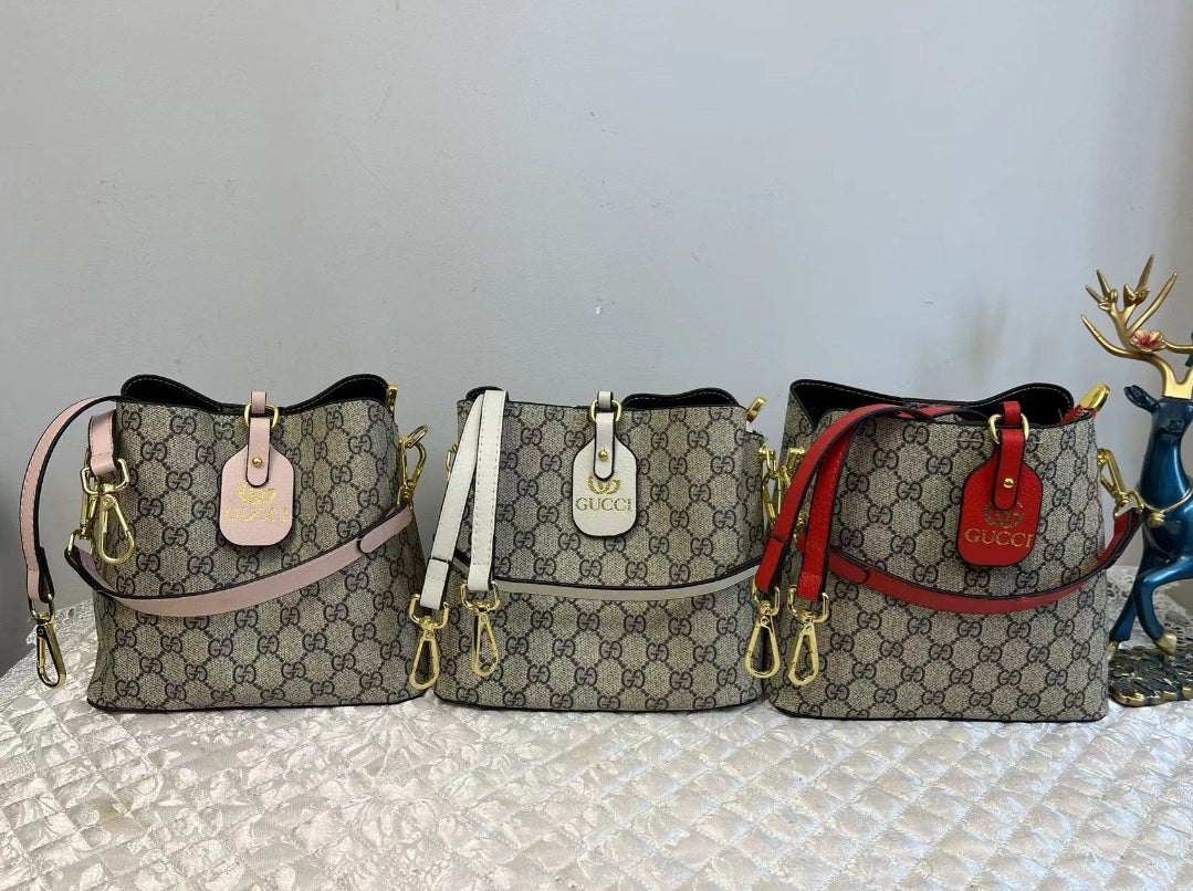 GG HOBO CROSSBODY BAGS 2038