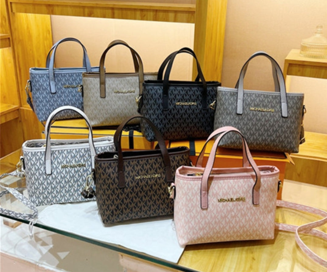 MK CROSSBODY BAGS 033
