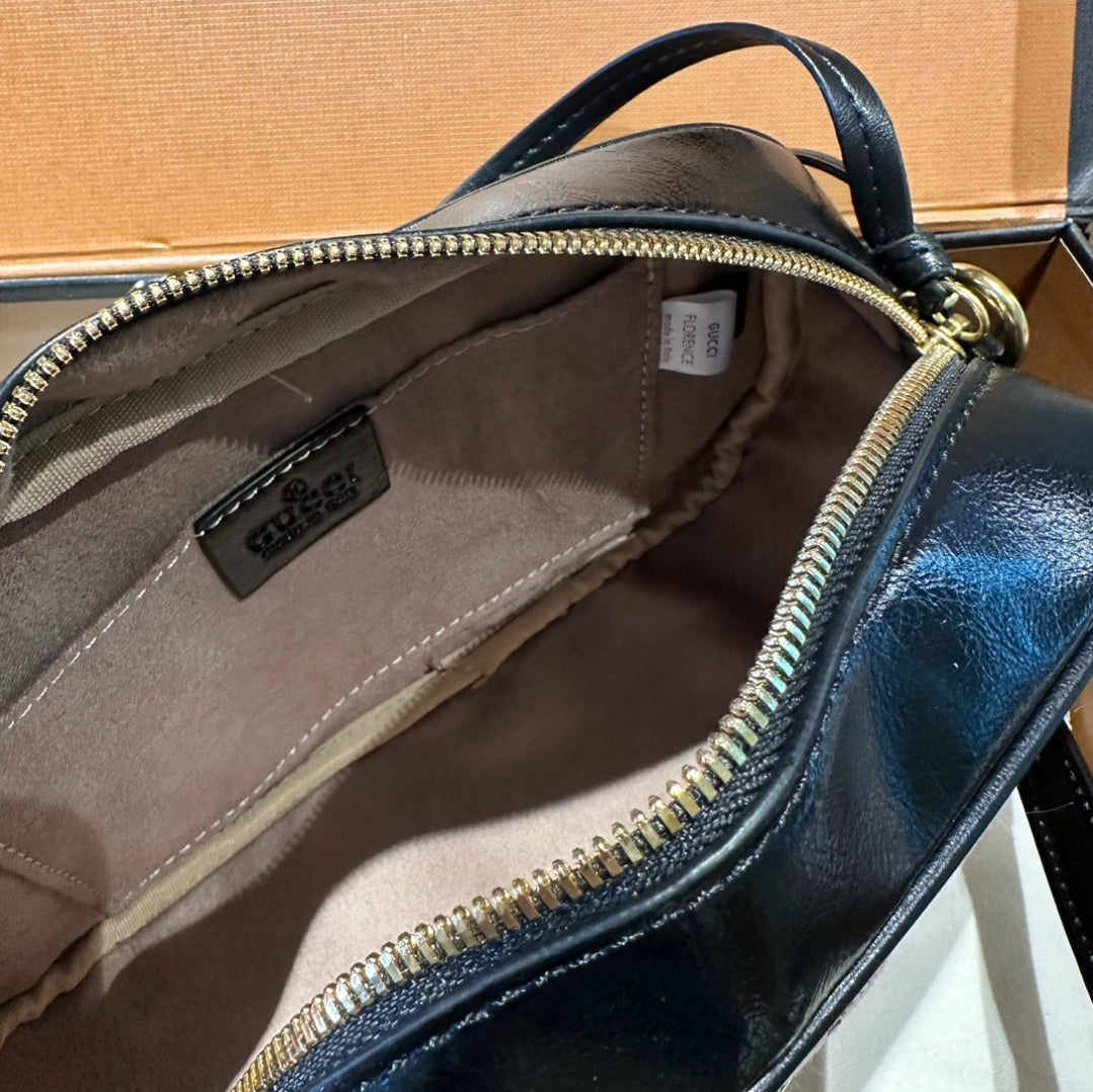 GG CHAIN CROSSBODY BAG