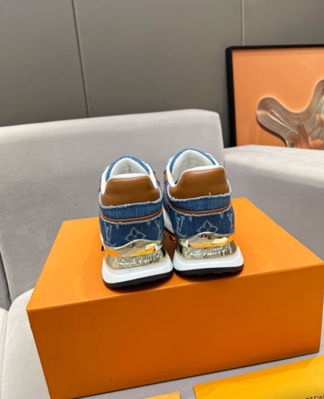 PRE-ORDER LV SNEAKERS