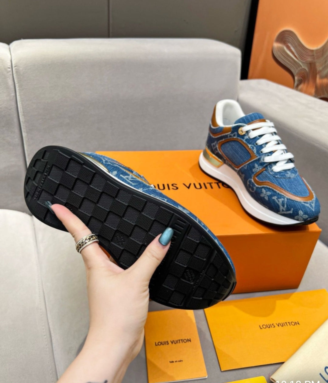 PRE-ORDER LV SNEAKERS
