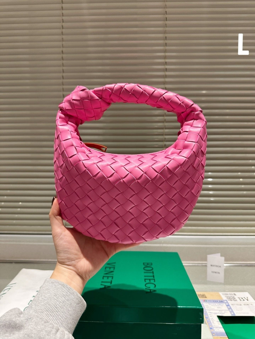 BV HAND BAG