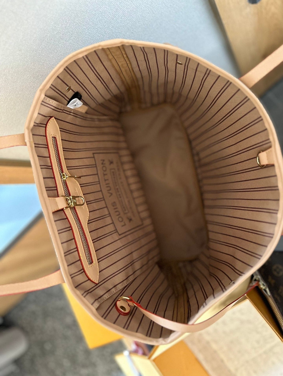 PRE-ORDER LV NEVERFULL BAGS