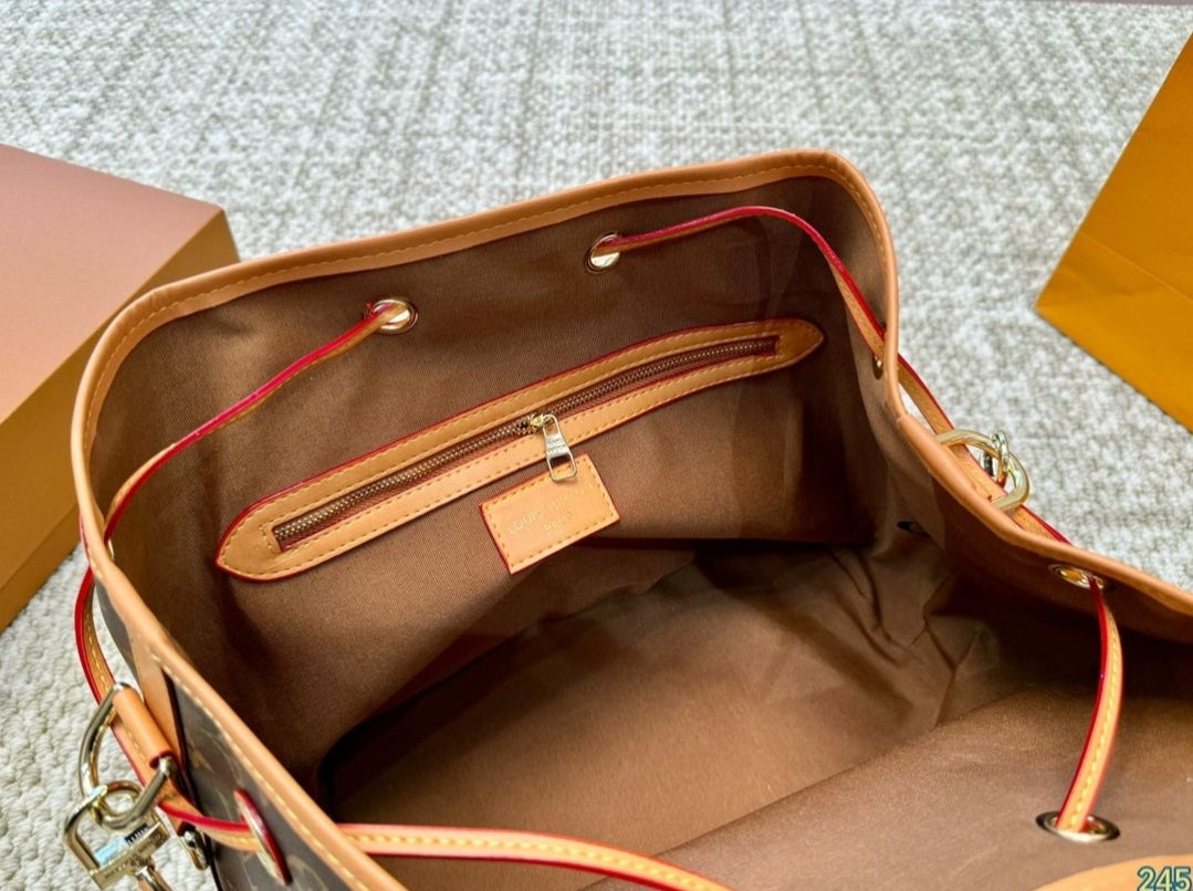 PRE-ORDER LV HOBO BAG