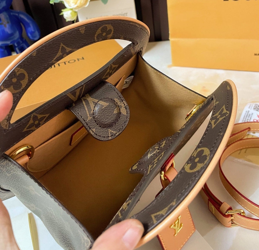 PRE-ORDER LV 2024 crossbody