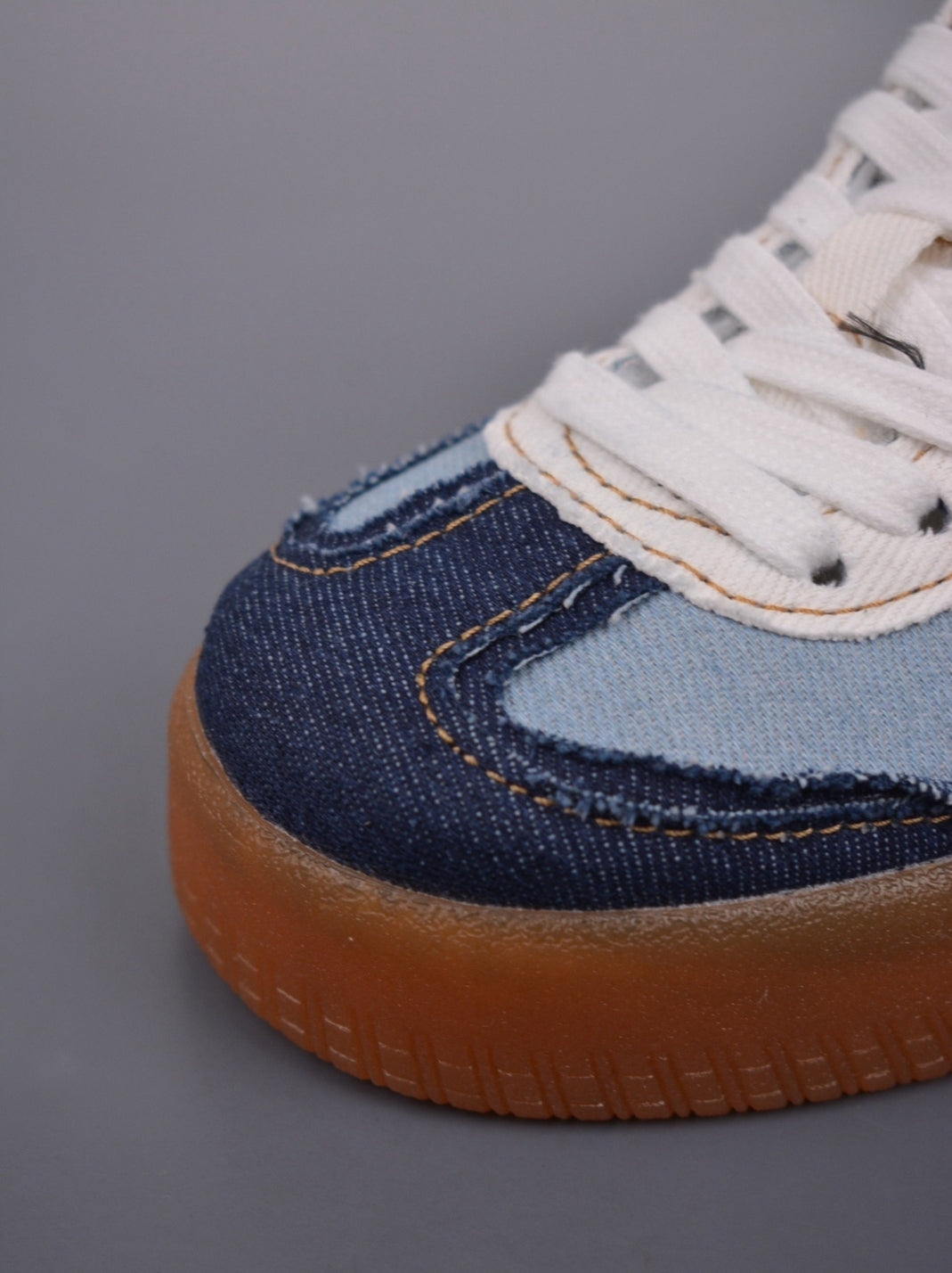 PRE-ORDER AD UNISEX SNEAKERS