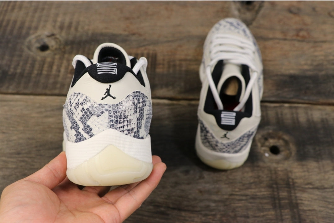 PRE-ORDER JORDAN 11 SNEAKERS