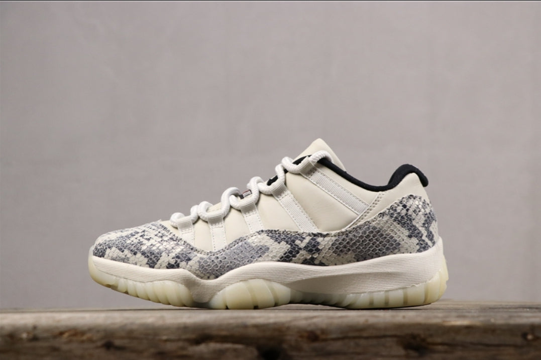 PRE-ORDER JORDAN 11 SNEAKERS