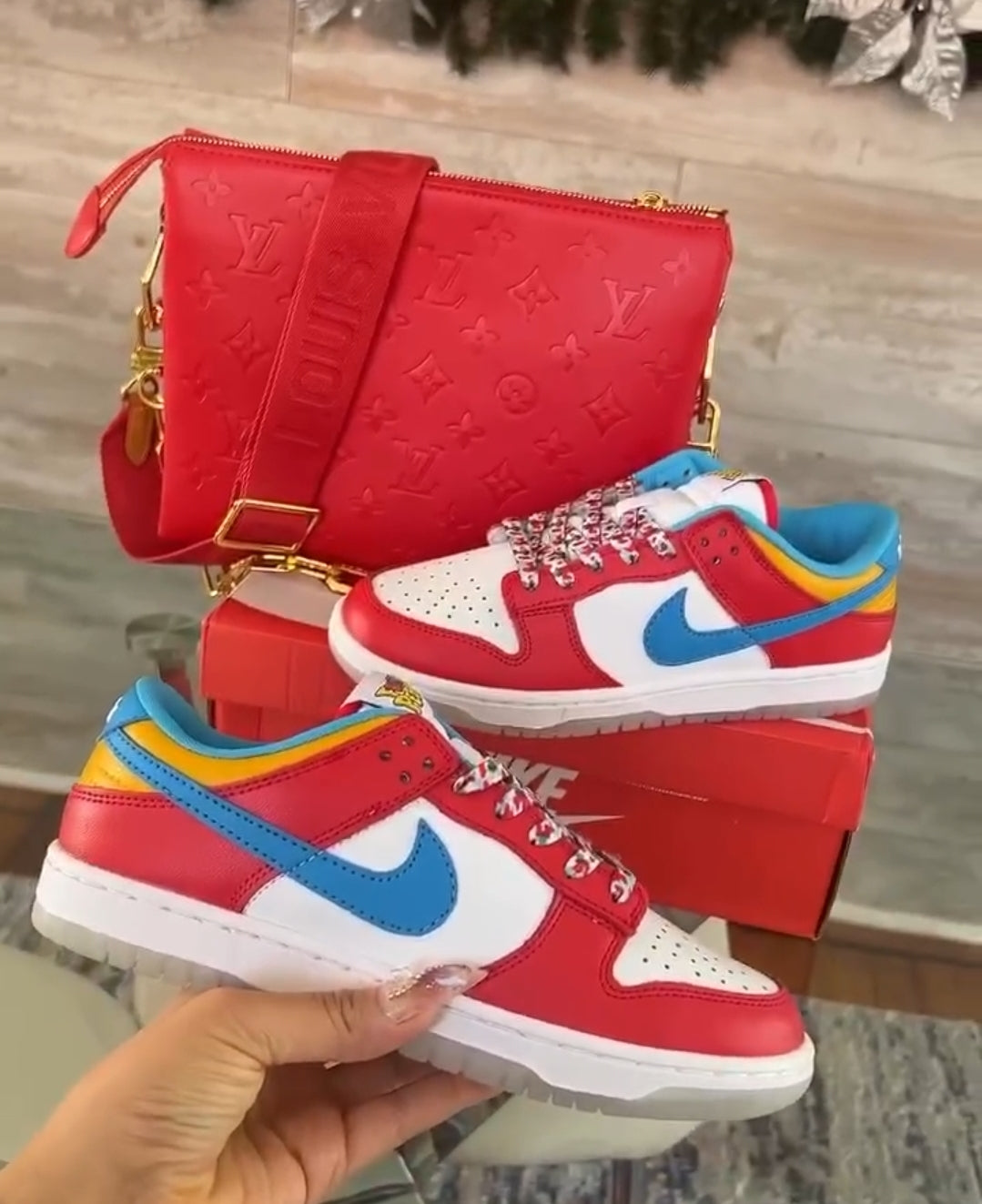 PRE-ORDER LV, NIK RED SET BAG & SNEAKERS