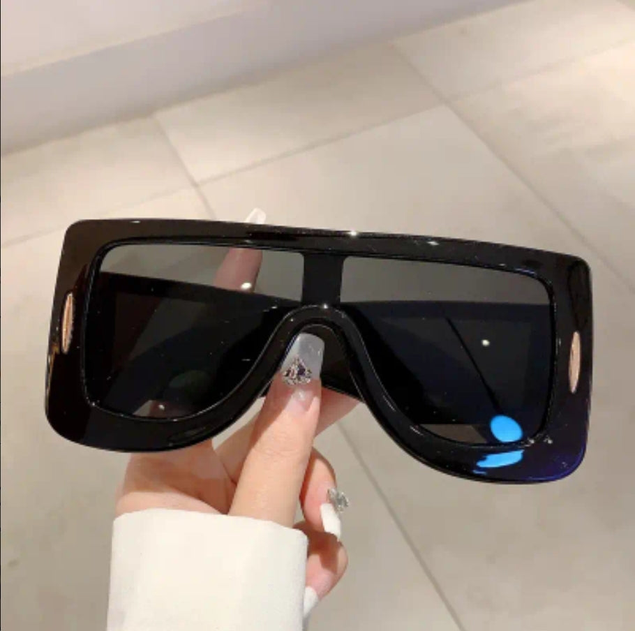 PRE-ORDER OVERSIZED SUNGLASSES