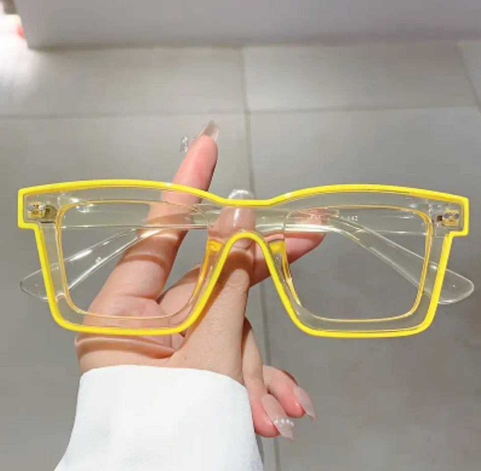 PRE-ORDER OUTLINE GLASSES