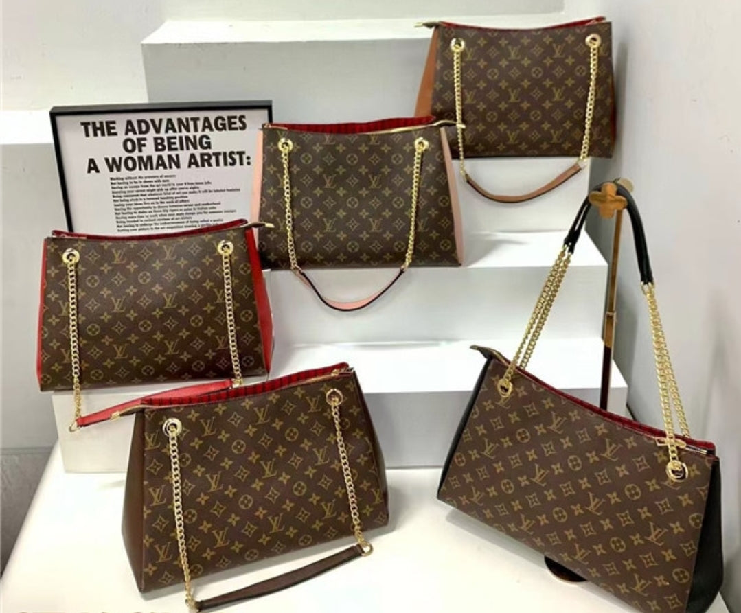 LV GOLD CHAIN BAGS 43748