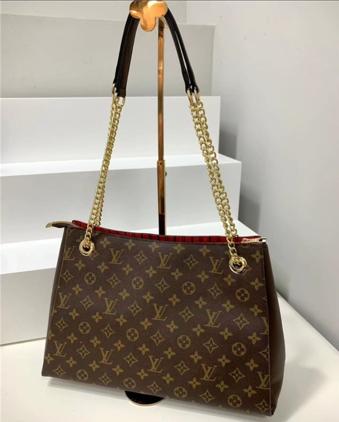 LV GOLD CHAIN BAGS 43748