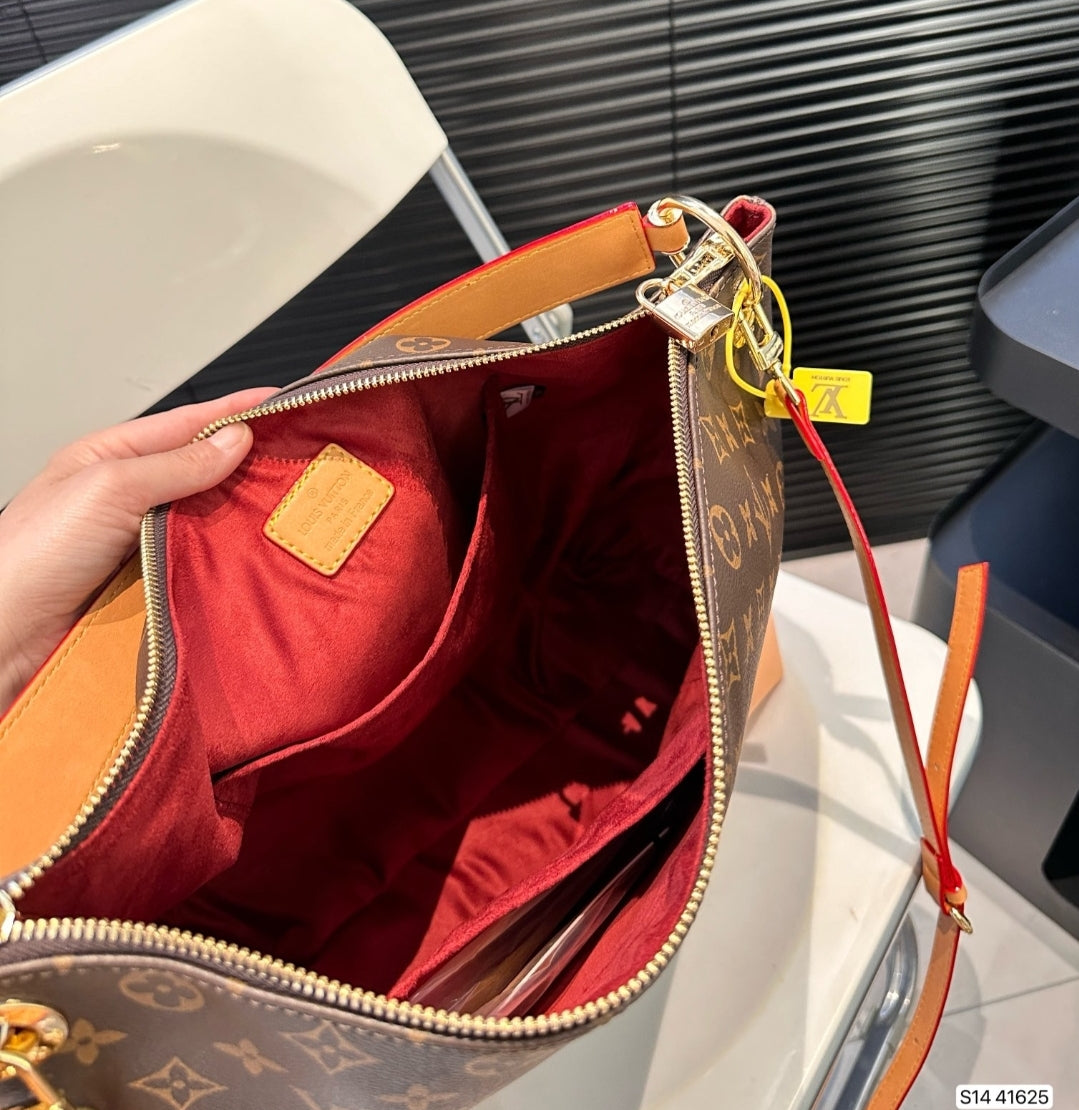 PRE-ORDER LV HOBO BAG