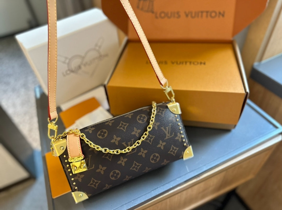 LV VINTAGE BAG