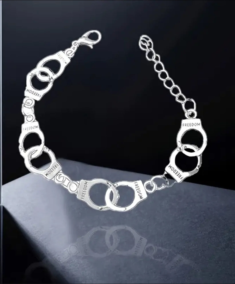 ON HAND HAND CUFF SET BRACELET & NECKLACE