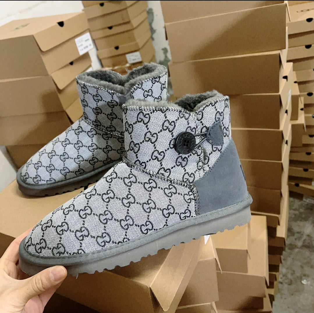 PRE-ORDER GG, LV UGG BOOTS