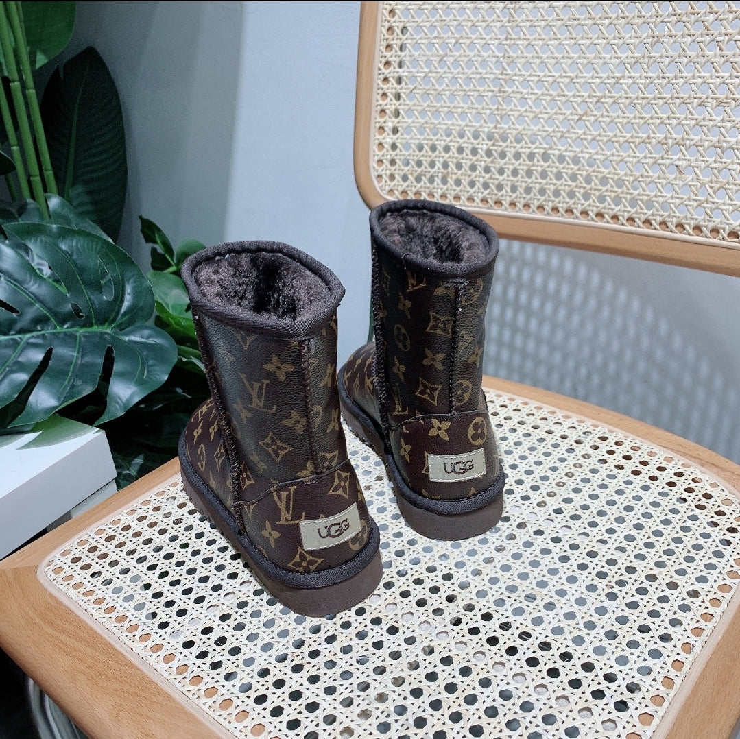 PRE-ORDER LV UGG BOOTS