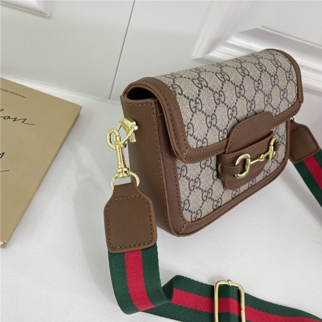 PRE-ORDER GG CROSSBODY BAGS 8038