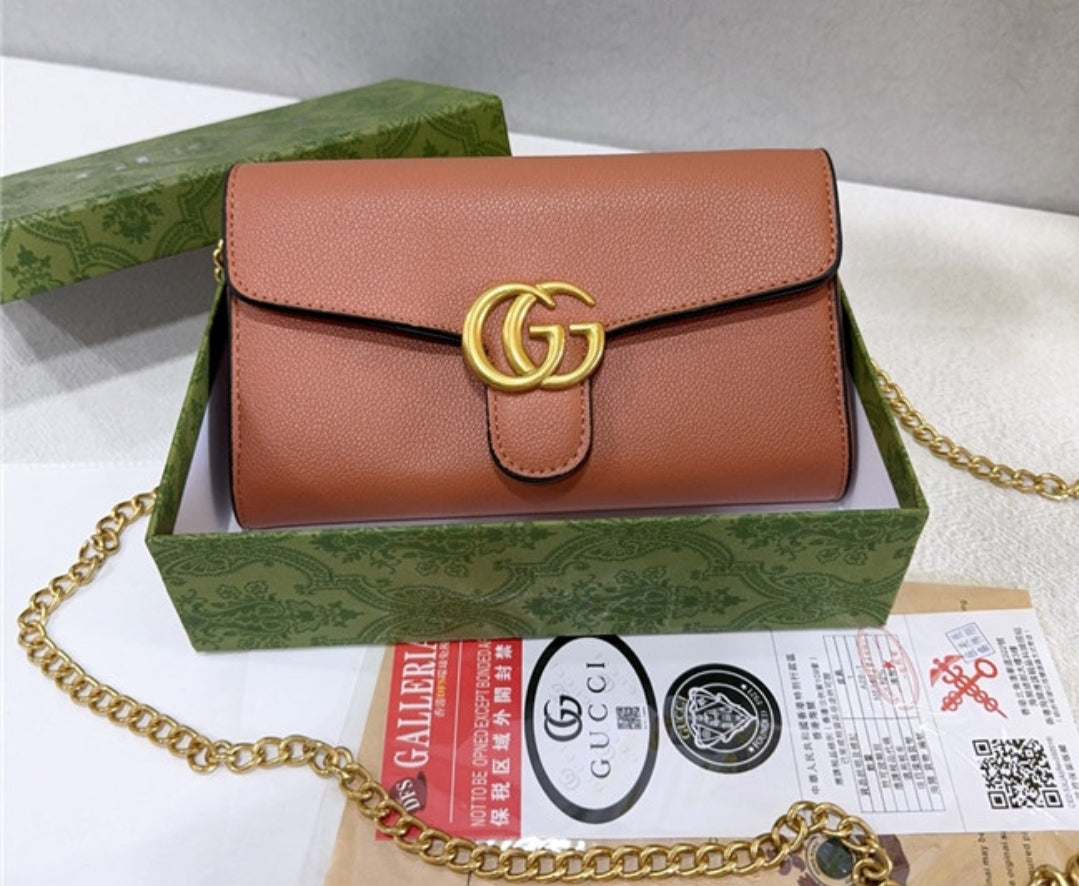 PRE-ORDER GG CROSSBODY BAGS 3047