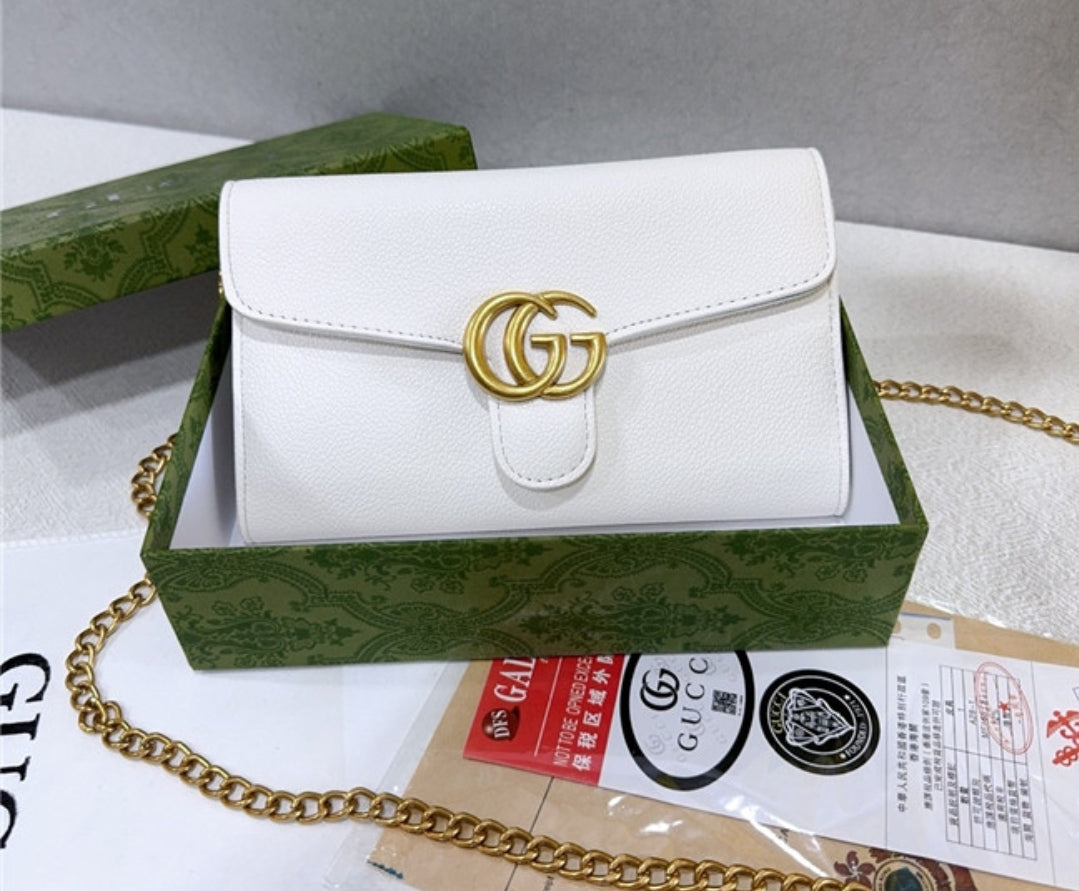 PRE-ORDER GG CROSSBODY BAGS 3047