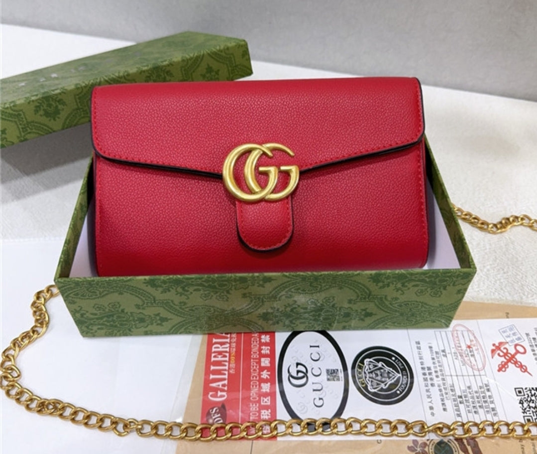 PRE-ORDER GG CROSSBODY BAGS 3047