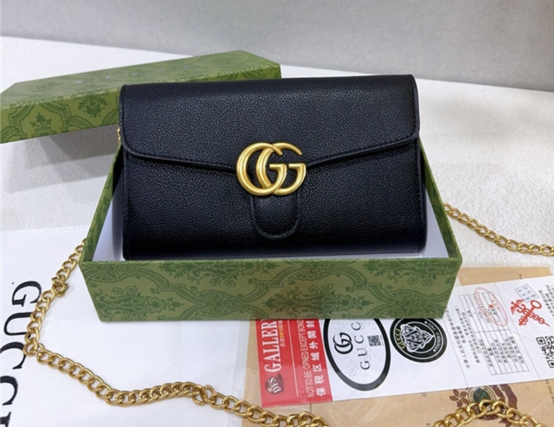 PRE-ORDER GG CROSSBODY BAGS 3047