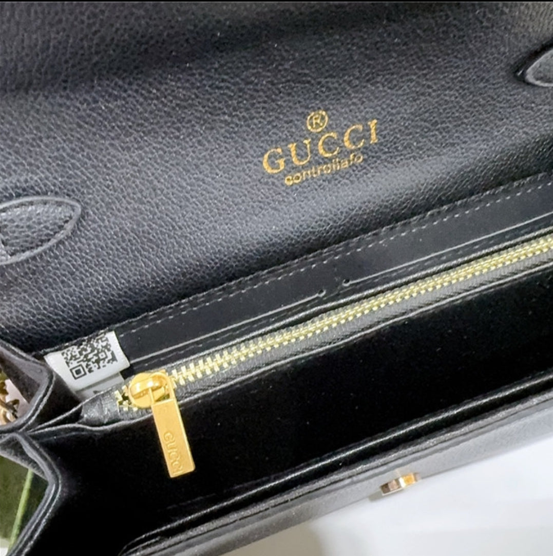 PRE-ORDER GG CROSSBODY BAGS 3047