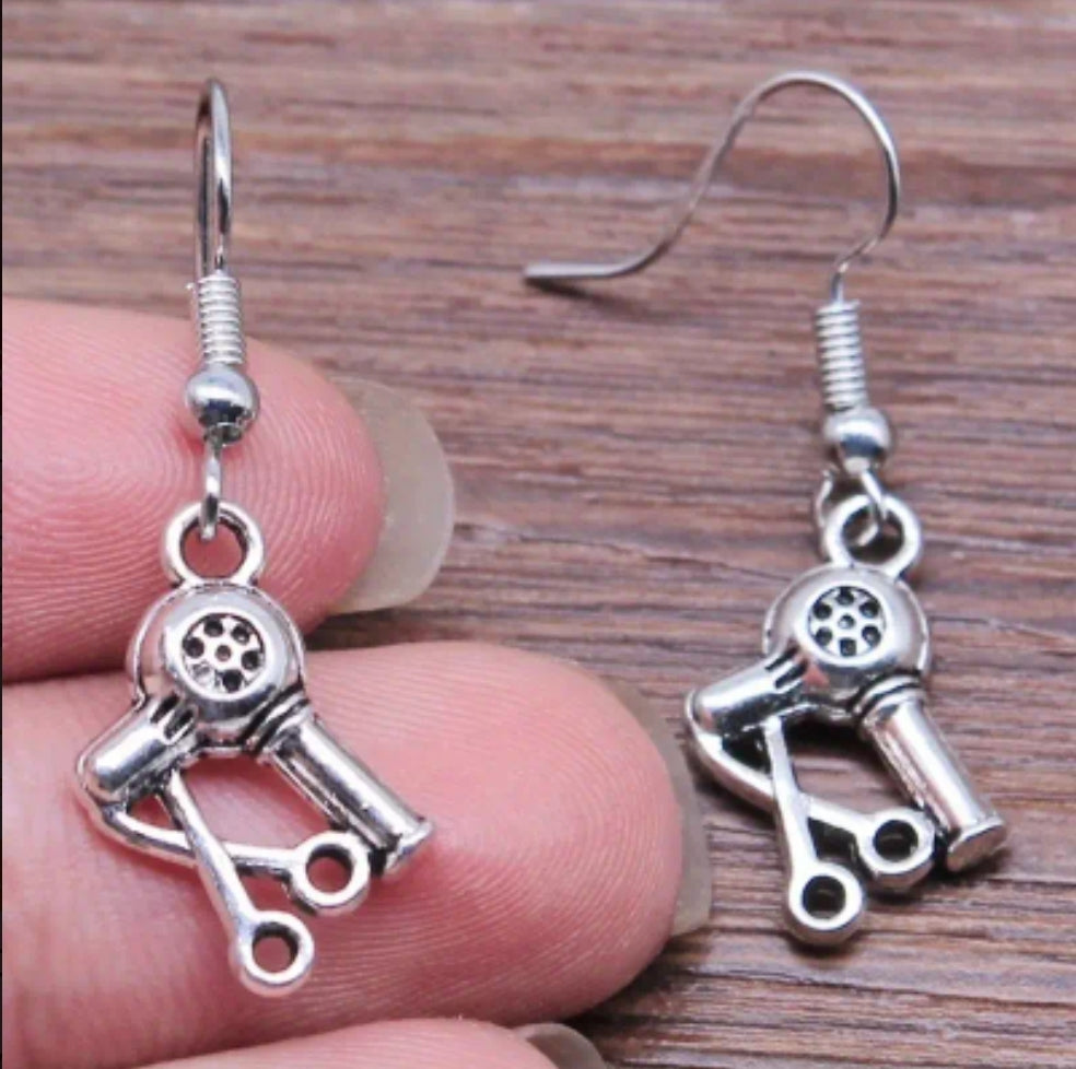 ON HAND HAIR STYLES SCISSORS EARRINGS