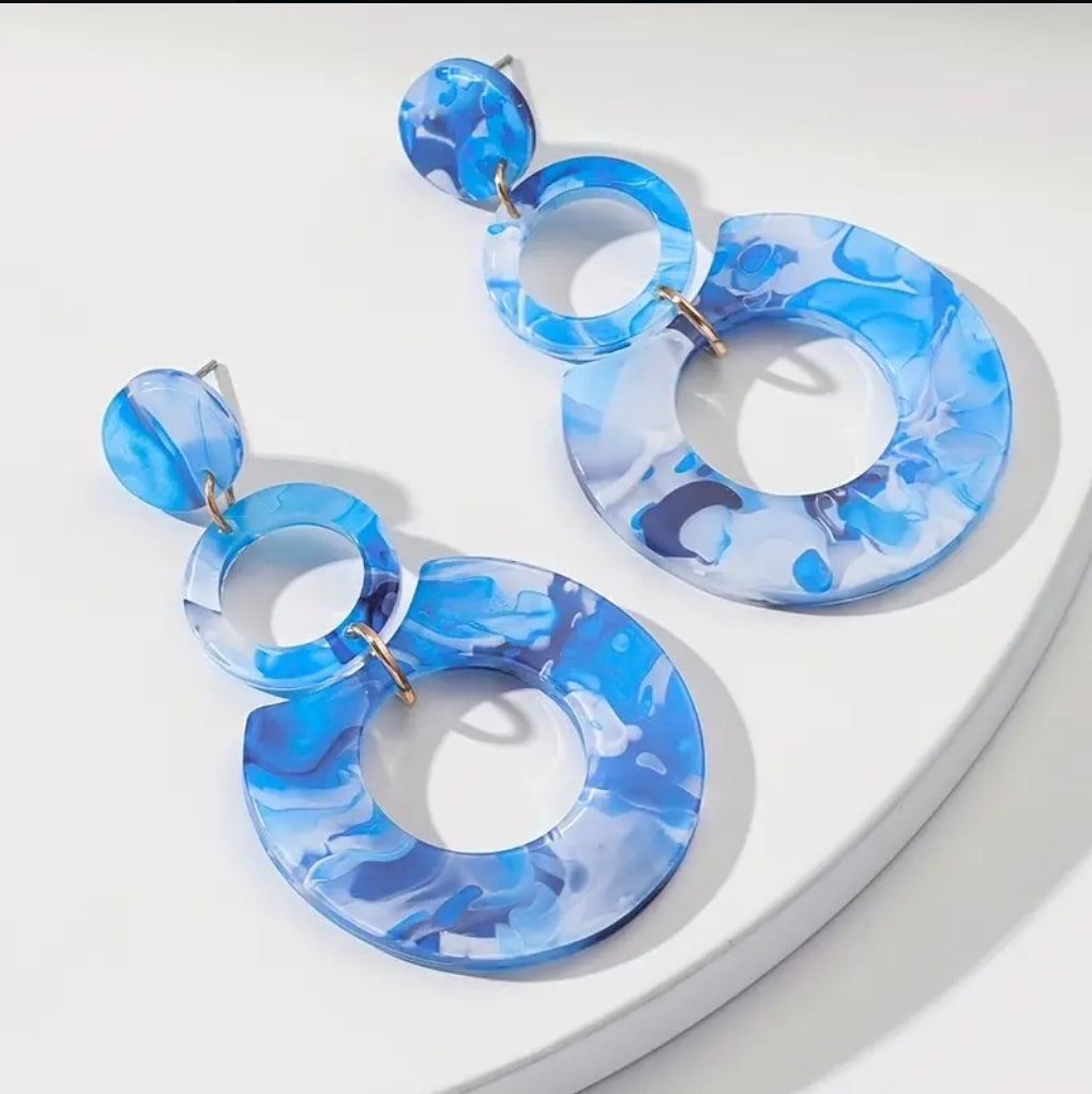 ON HAND 2 O-RINGS EARRINGS
