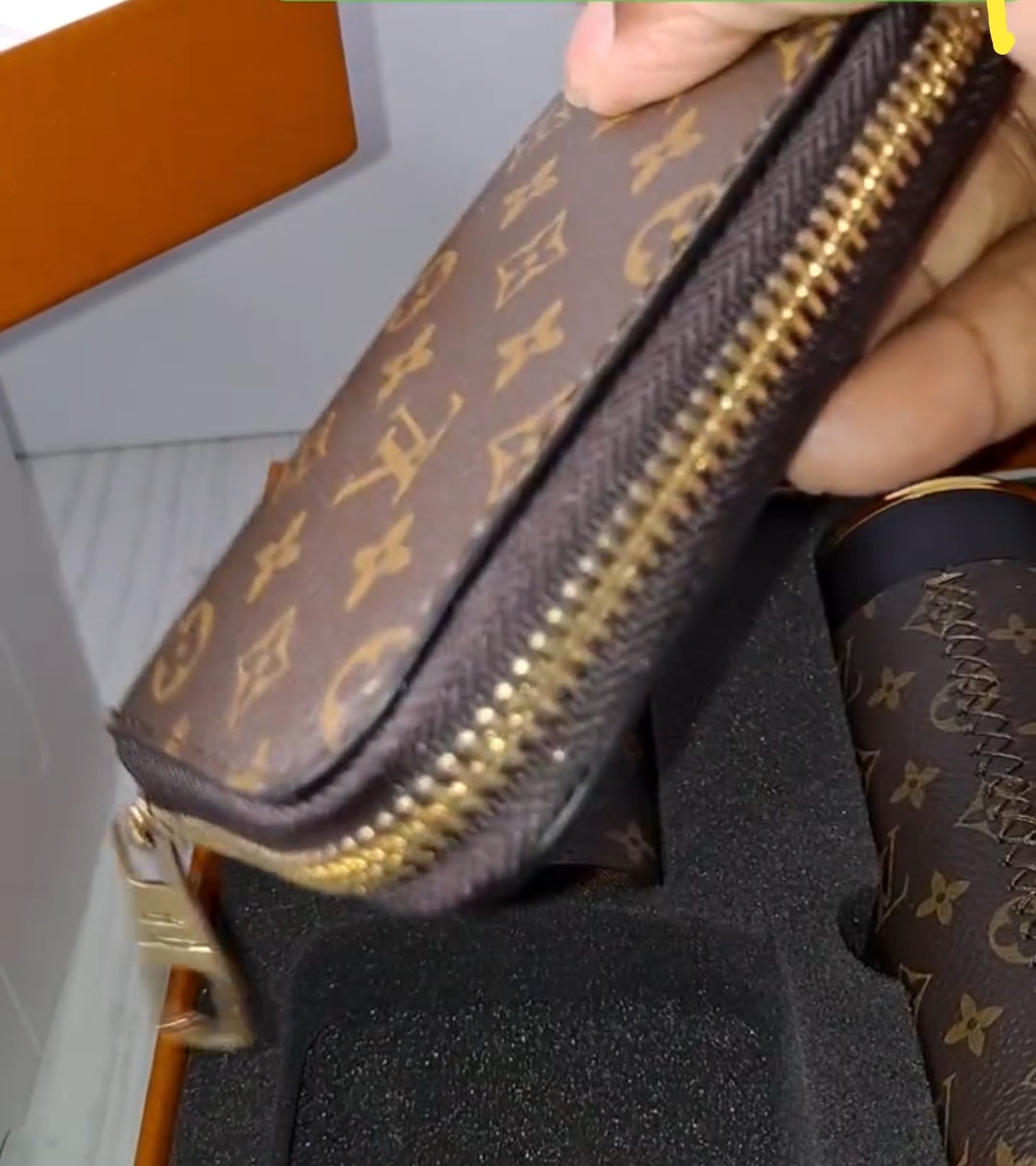 ON HAND LV GIFT BOX