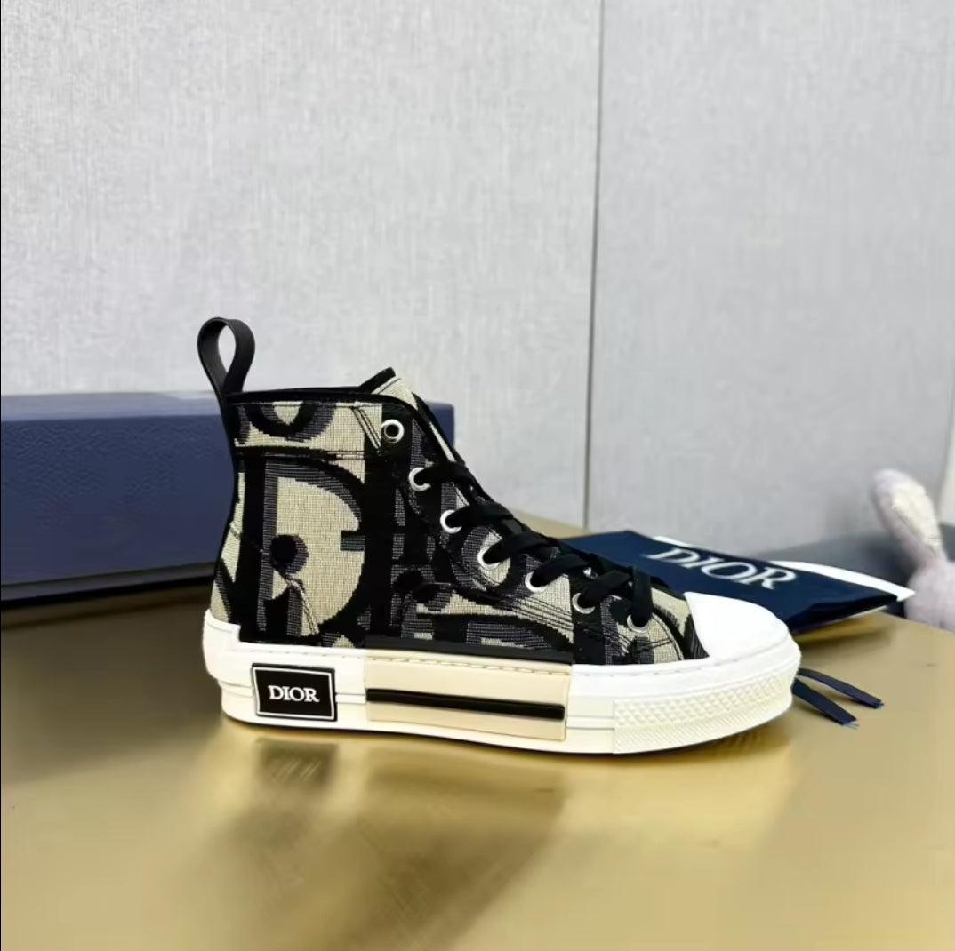 PRE-ORDER CD HIGH TOP SNEAKERS