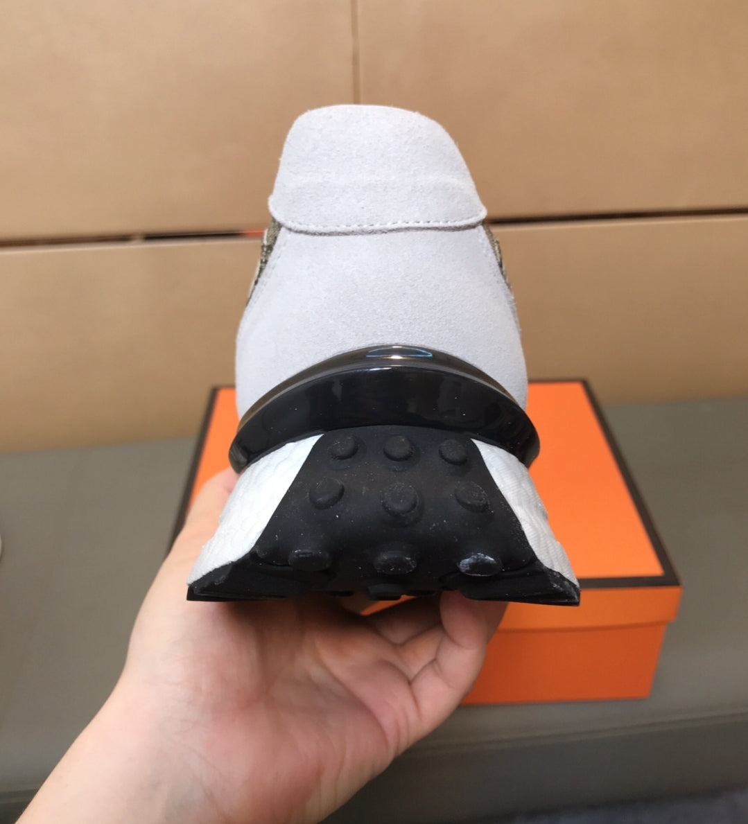 PRE-ORDER GG SNEAKERS