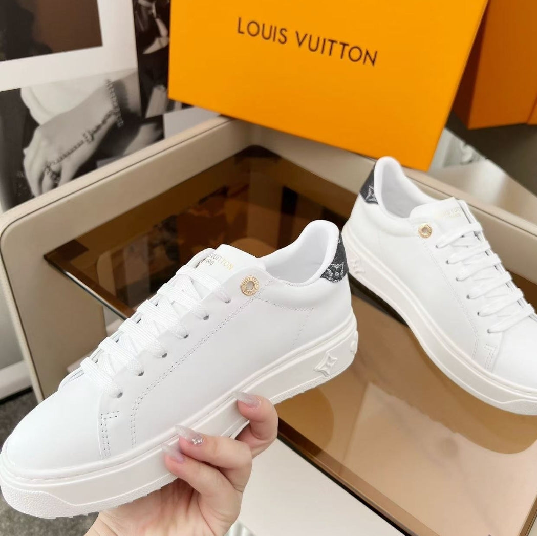 PRE-ORDER LV SNEAKERS