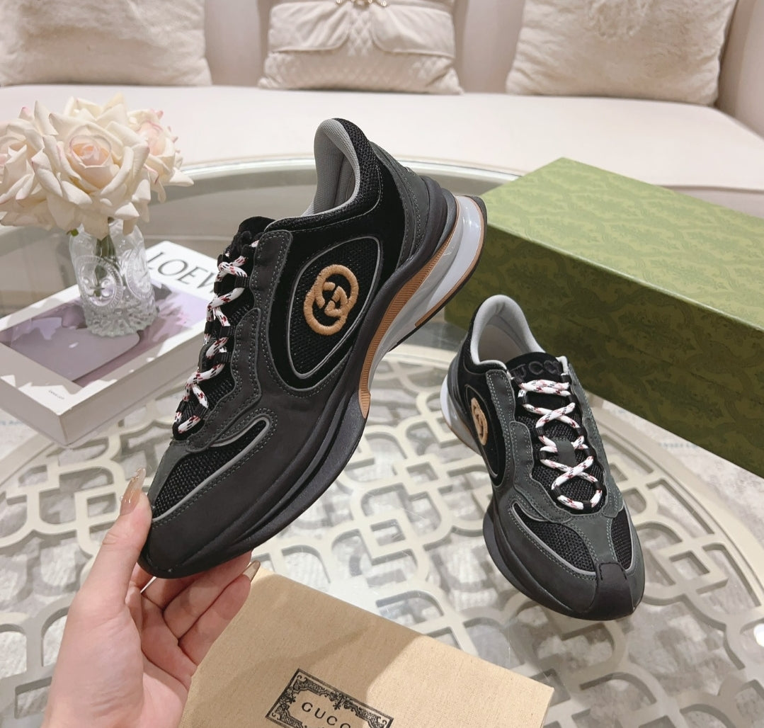 PRE-ORDER GG SNEAKERS