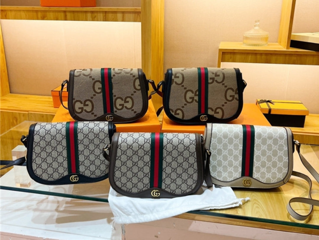 GG CROSSBODY BAGS 68011