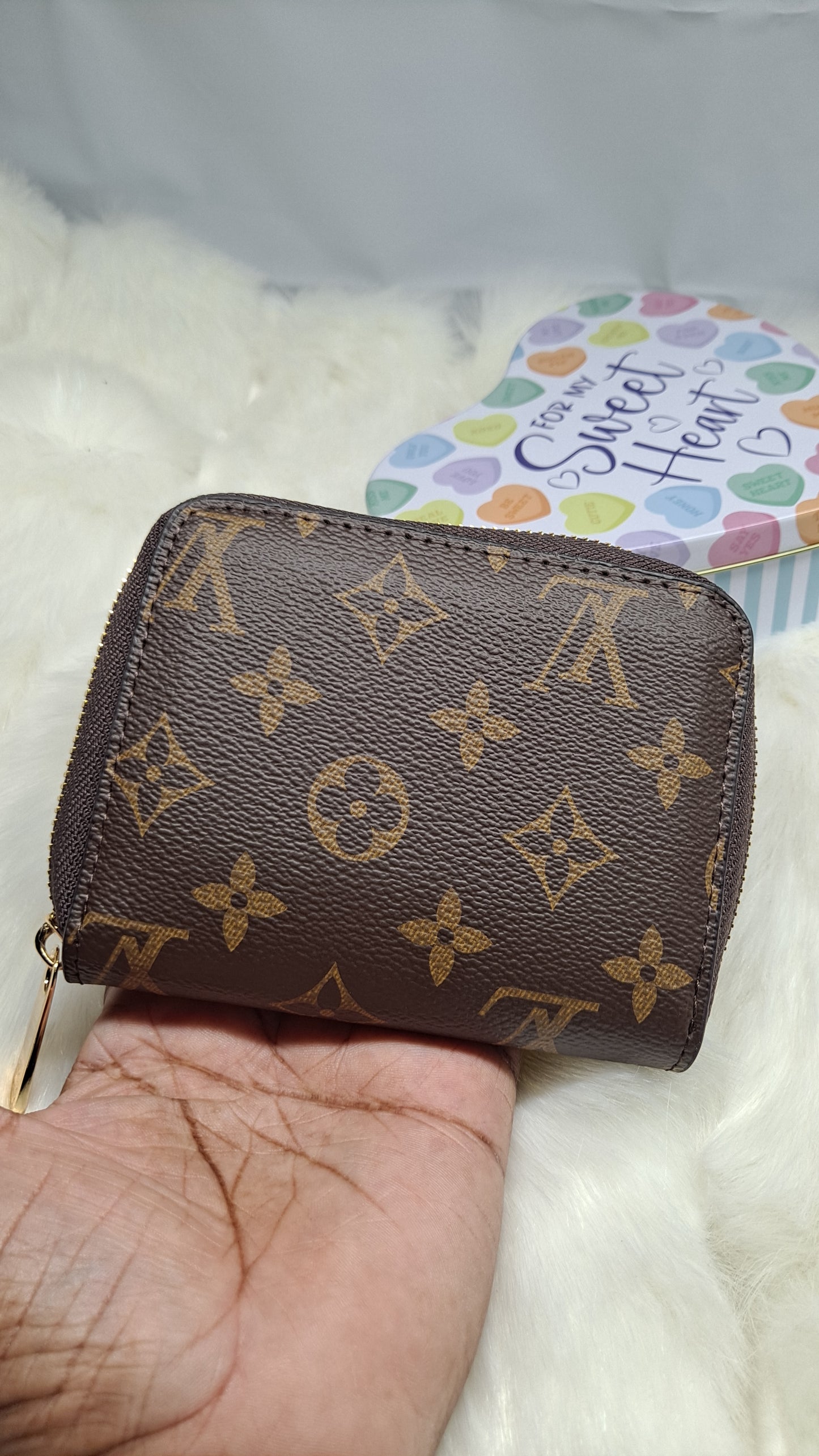 LV or HOBO OR CROSSBODY BAG OR WALLET