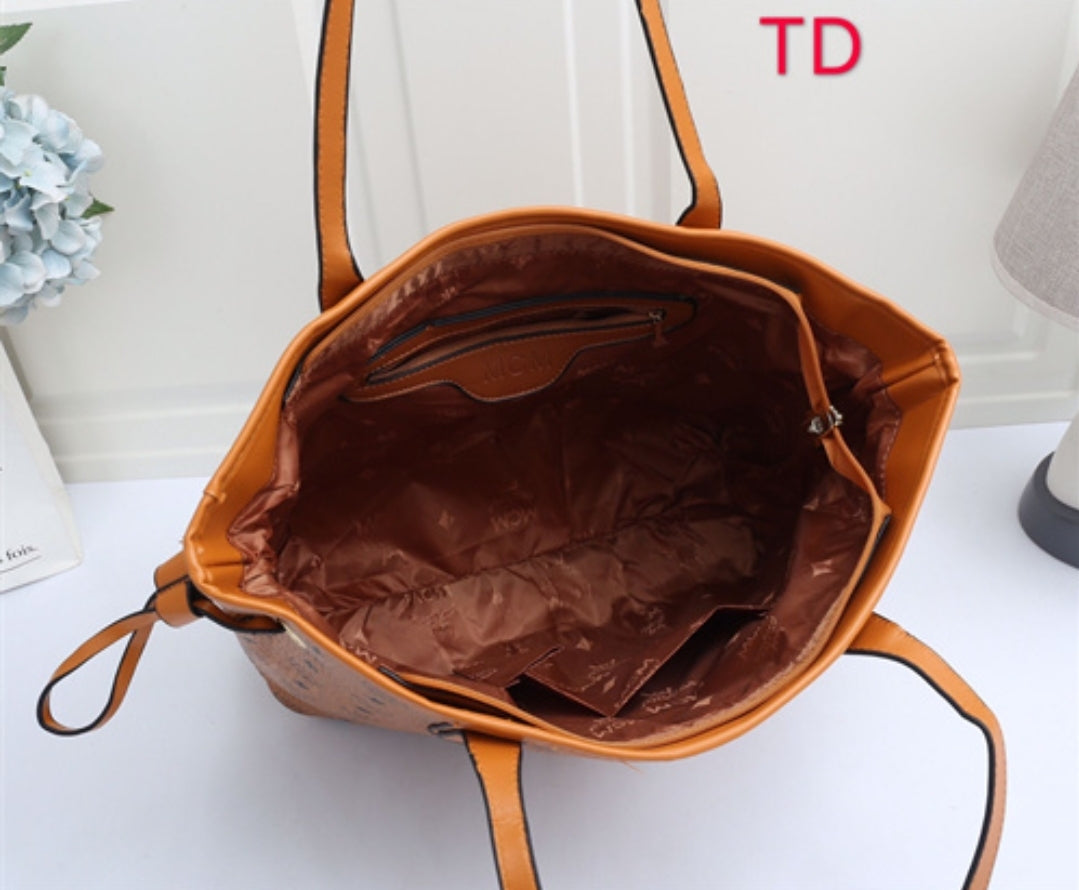 MC NEVERFULL BAGS & WRISTLET 6618