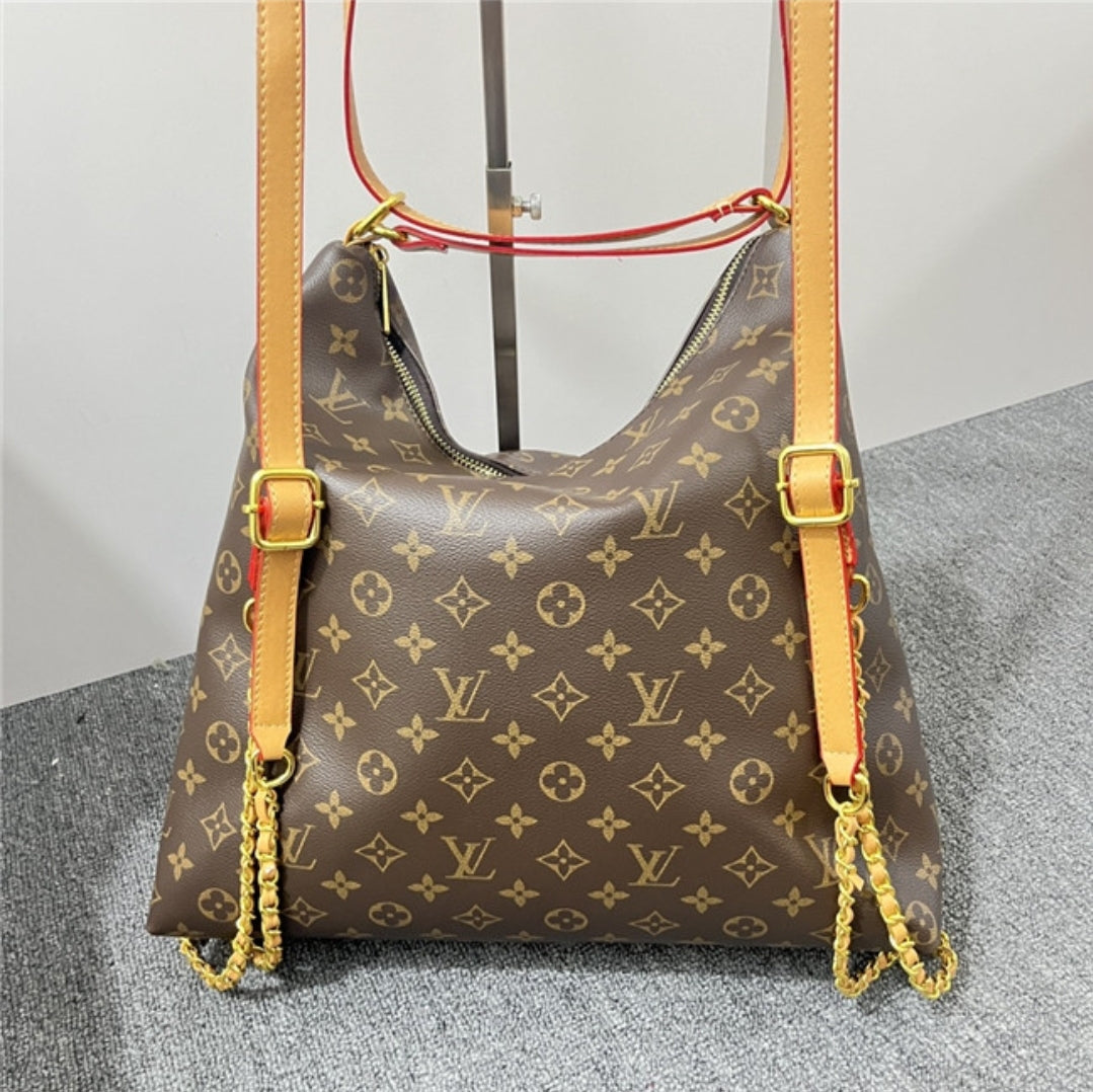 LV HOBO BAG 538