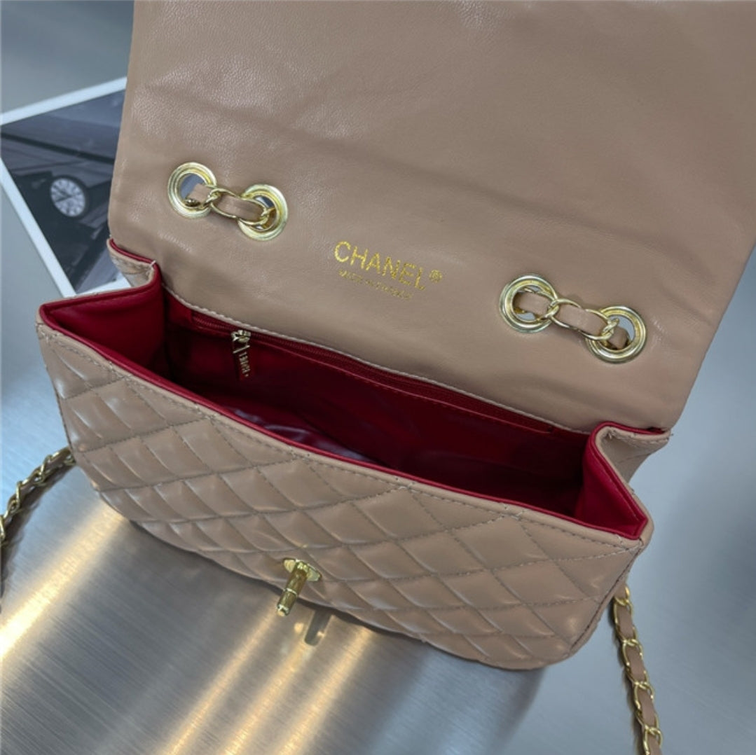 CC CROSSBODY BAGS OR WALLETS 917