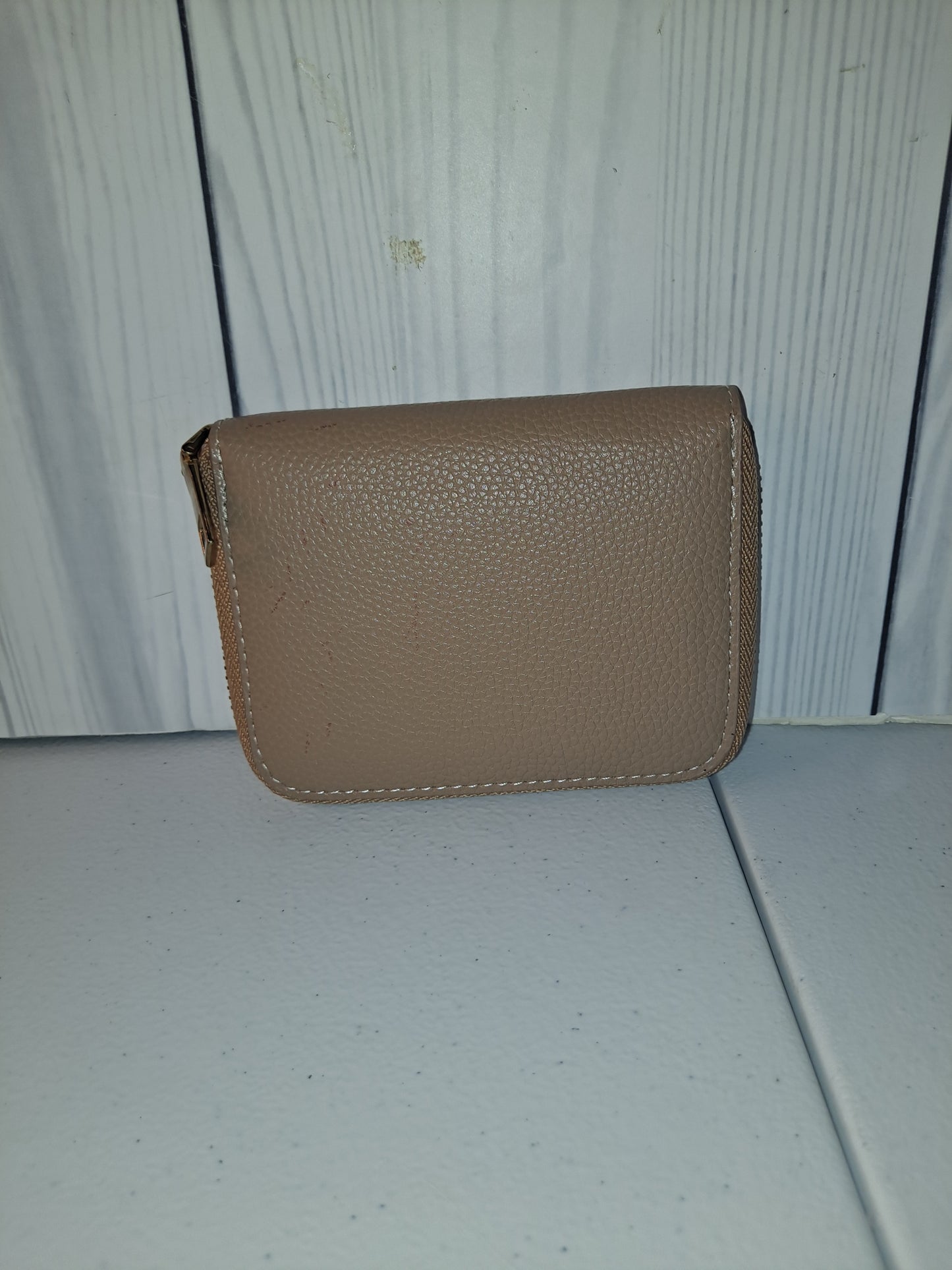 HH CLEARANCE MINI WALLET BAG