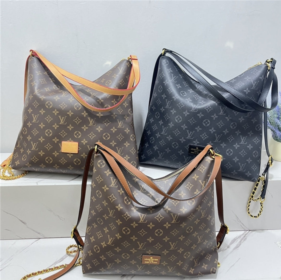 LV HOBO BAG 538