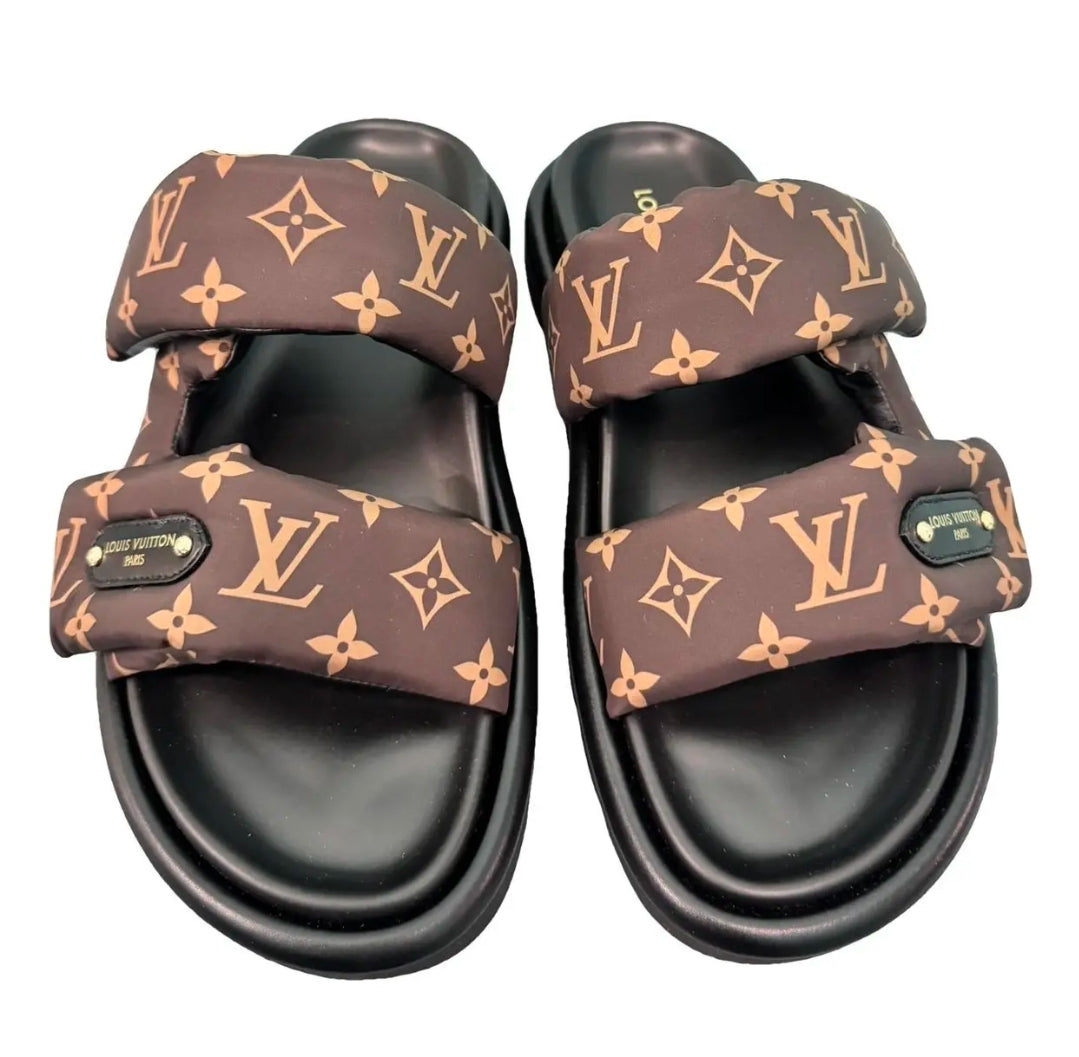 LV SANDALS