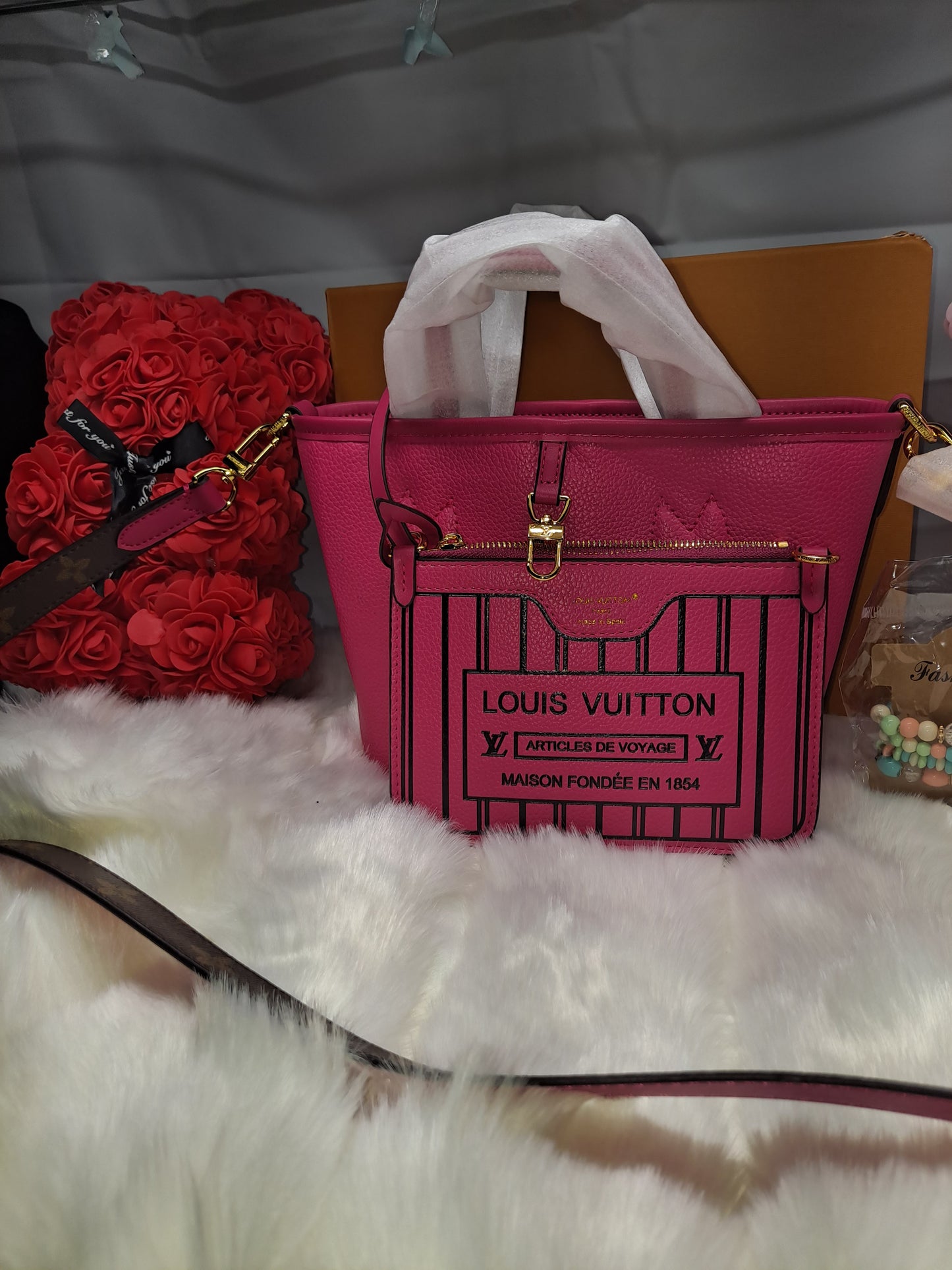 Reversible LV CROSSBODY BAG & WRISTLET