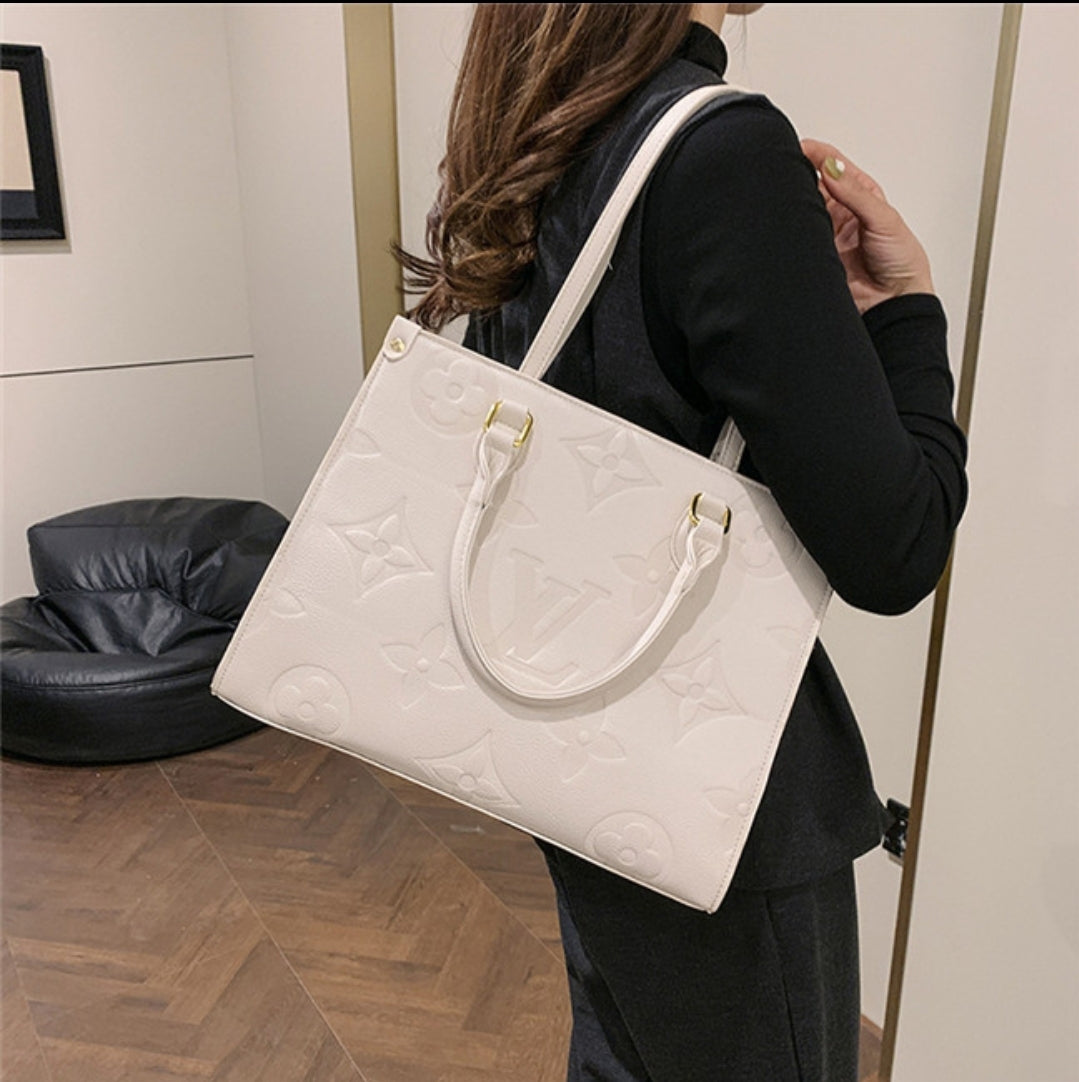 LV TOTE BAGS 983